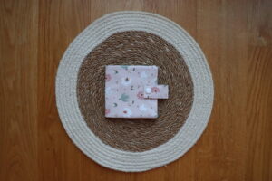 AYLUN Pixibuch Hülle | Vögel & Blumen rosa