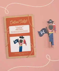 Cotton Twist Kreativ Bastelset (ab 3 J.) PEG Doll | Pirat*in