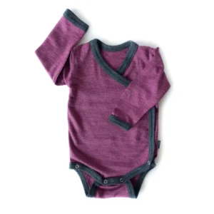 Glückskind Wickelbody Merinowolle & Seide | Zwetschke