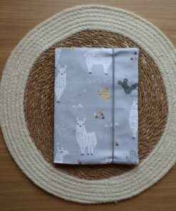 AYLUN Hülle Gesundheitsheft | Lama grau