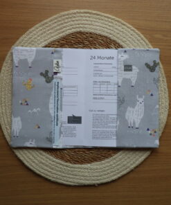 AYLUN Hülle Gesundheitsheft | Lama grau