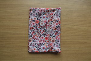 AYLUN Hülle Gesundheitsheft | Blumenwiese rot