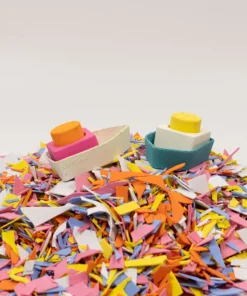 Oli&Carol Upcycled Rubber Bath Toy Boat | Yellow