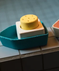 Oli&Carol Upcycled Rubber Bath Toy Boat | Yellow