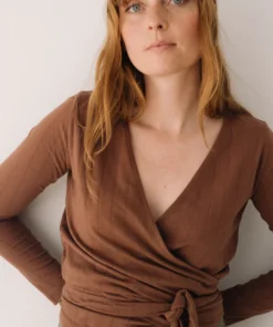 Tiralahilacha ERW Damen Bio-Baumwolljersey Wickeltop TAYRA | braun