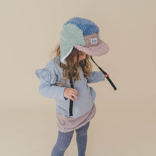 LIL' BOO 5 Panel Teddy Fleece CAP mit Ohrenklappen | rose-mint-blue – Bild 3