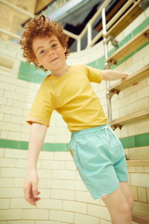 Badeshirt ochre aus recycelten Pet Flaschen von Grass & Air