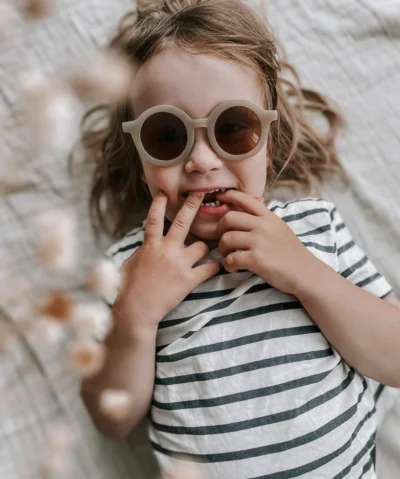BabyMocs Kinder Sonnenbrille ROUND (1.5-8 J.) | beige