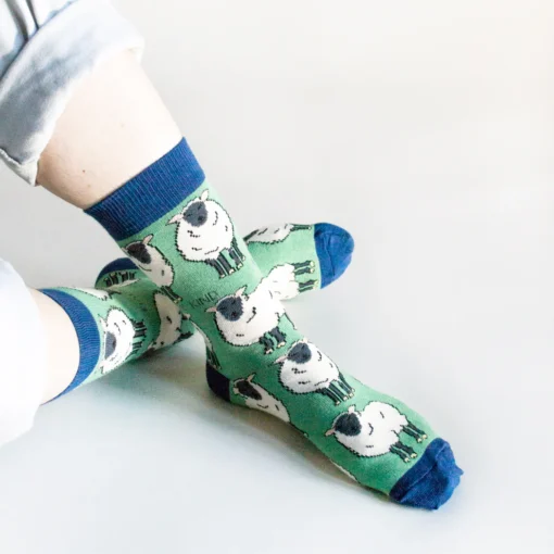 Bare Kind Bambus Socken Geschenkbox | Farm