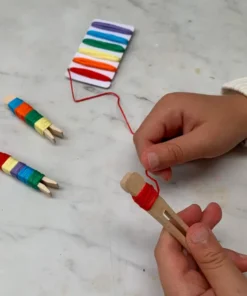 Alternative view of Cotton Twist Holzperlen Kreativ Set Dose (ab 3 J.) | Sorgepüppchen