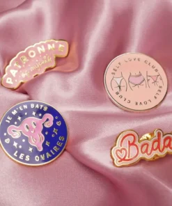 MALICIEUSE Ansteck Pin | Badass