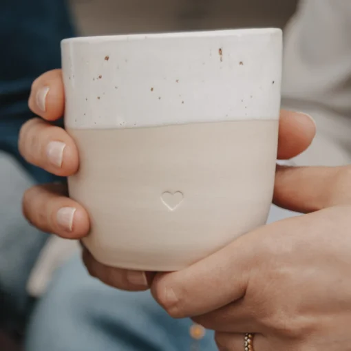 Eulenschnitt Becher Tasse aus Steingut (320ml) | Herz