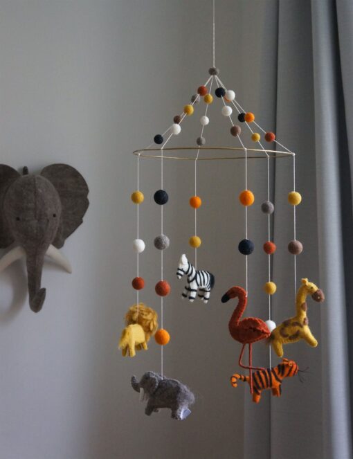 Gamcha Baby Mobile aus Filz | Safari gross