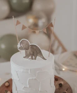 https://wintichind.ch/wp-content/uploads/hej-hanni-caketopper-dinosaurier-4.webp