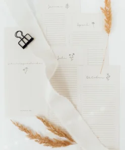 Geburtstagskalender SCHLICHT aus Naturpapier beige 10x21cm