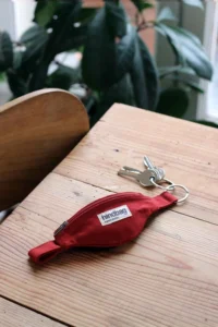 Hindbag Schlüsselanhänger COME | terrakotta