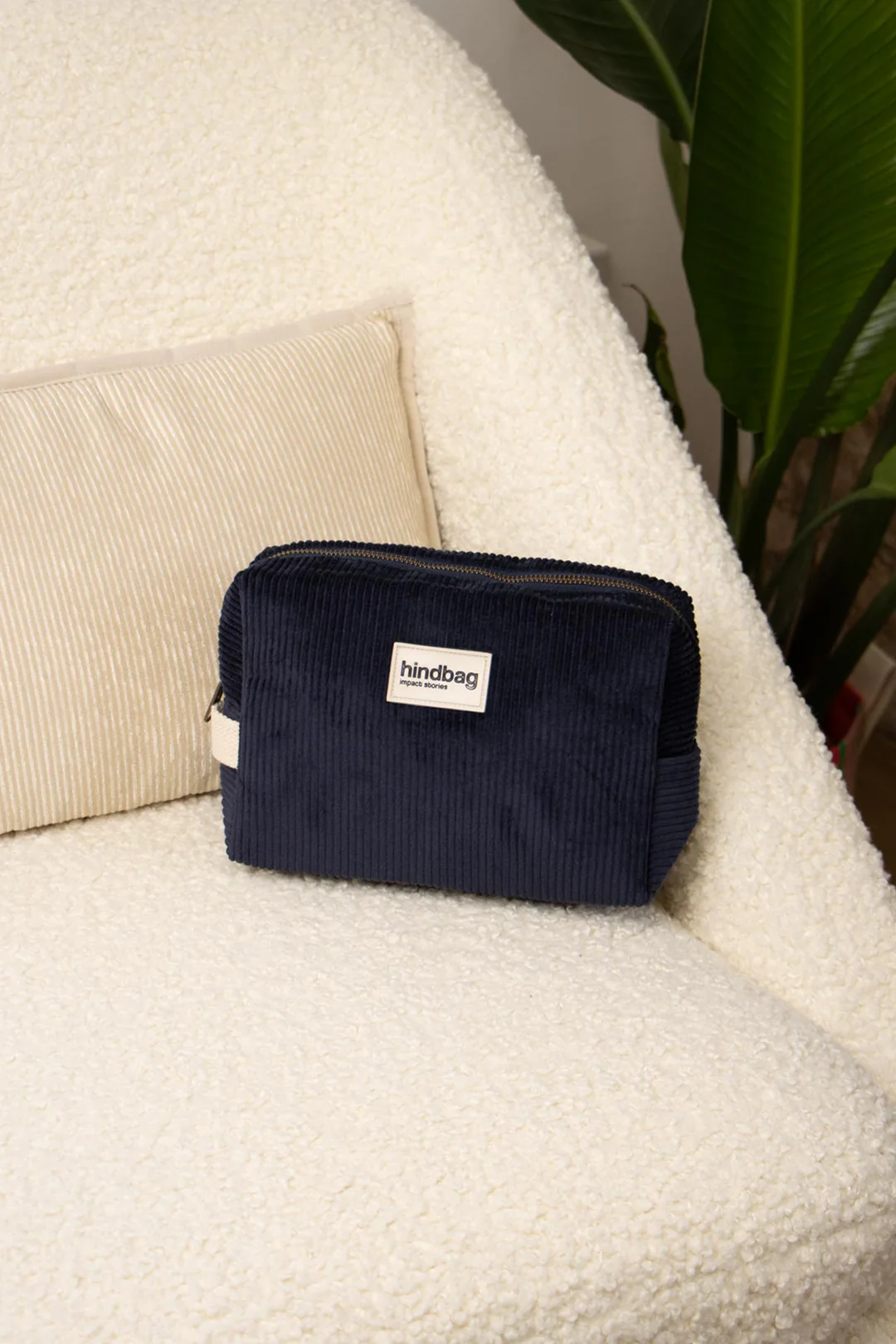 Hindbag Bio Cord Kosmetiktasche Leon | navy – Bild 2