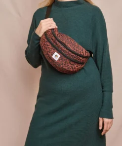 Mama Nuka Crossbody Bag – Bauchtasche | Leo