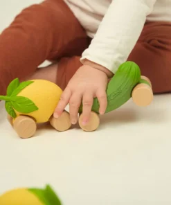 Oli&Carol Baby Spielzeugauto | Lou The Lemon