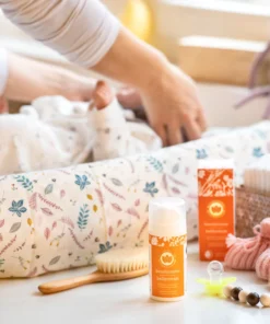 Wohltuende Bauchcreme - für Mutter & Babybauch bei Koliken & strapazierter Haut
